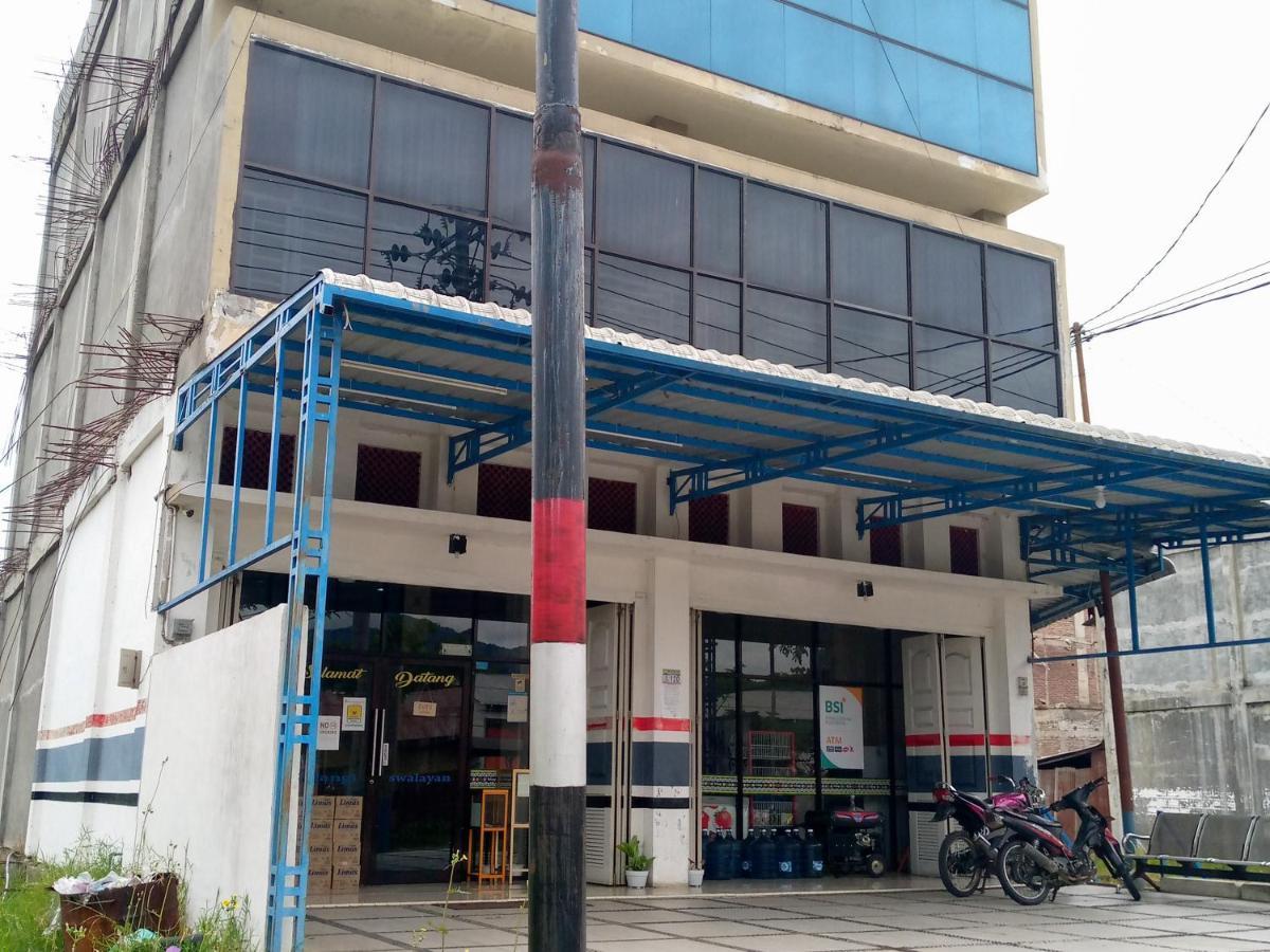 Hotel Belangi Syariah Taakengon Mitra Reddoorz Takengon Luaran gambar